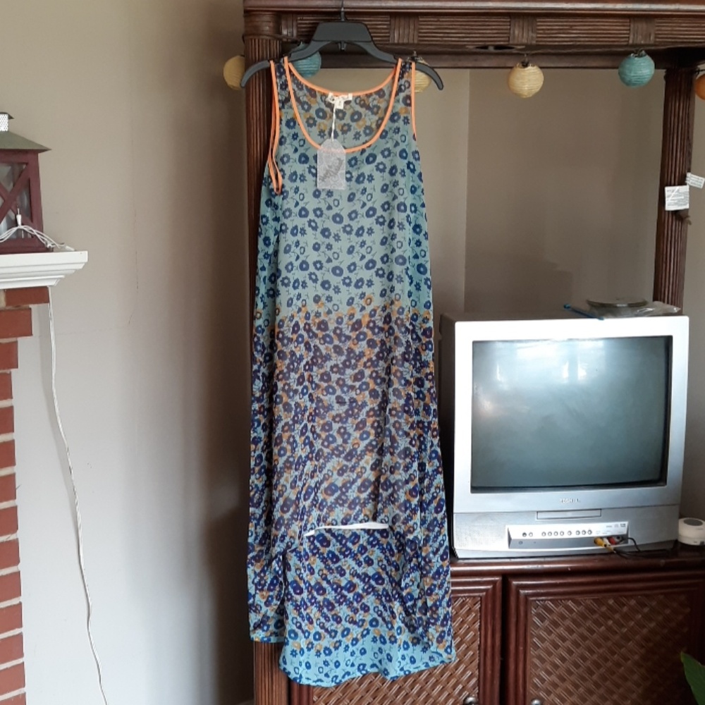 Ladies dress